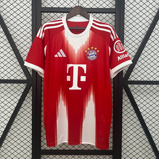 Bayern Munich Maillot Domicile 25/26